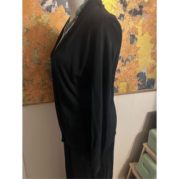 Simple Classic Vintage Emanuel Ungaro Acrylic Knit Black Cardigan w/Magnetic Clo - Picture 5 of 7